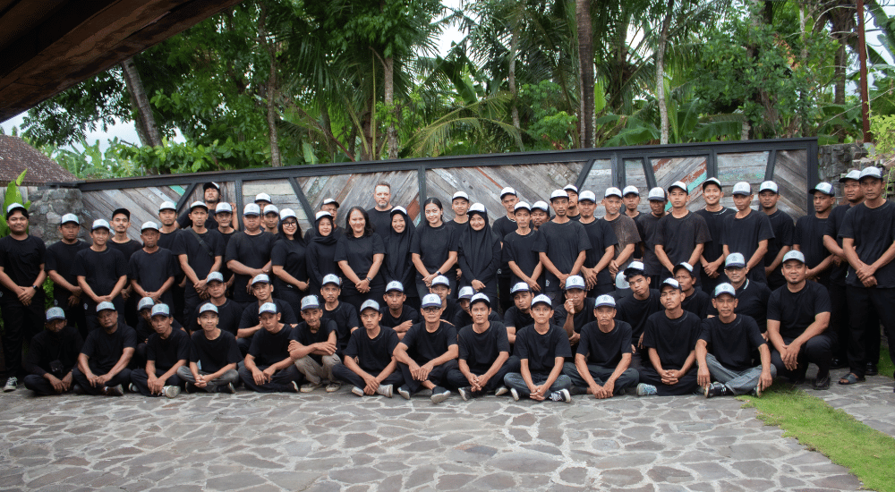 Why Reclaimed Teak Furniture is the Future of Sustainable Living